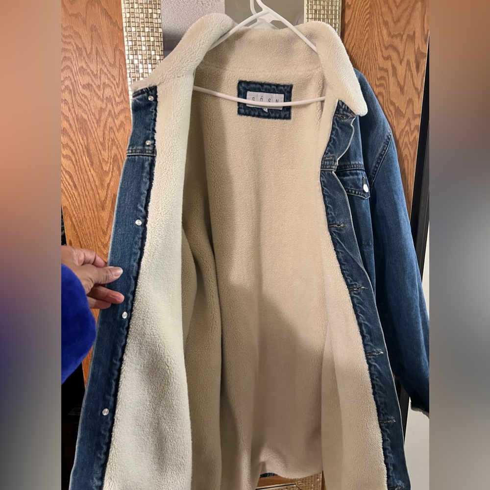DENIM SHEARLING COAT BY GOSN IN A SIZE XL… EXCELLENT LIKE NEW CONDITION. UNISEX